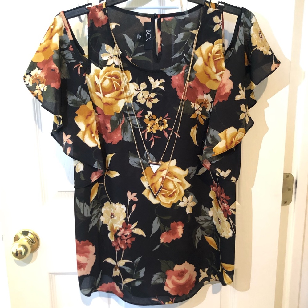 BCX floral blouse